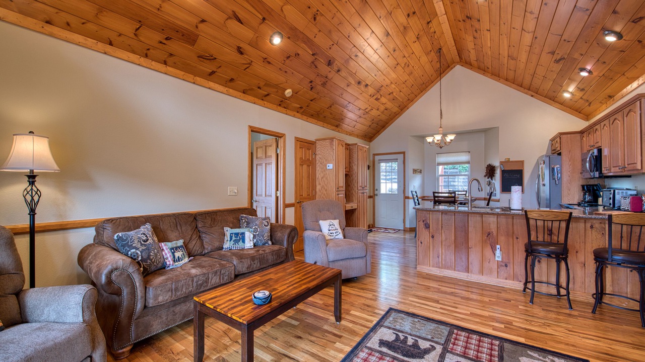 Photo of Livingroom in Waynesville