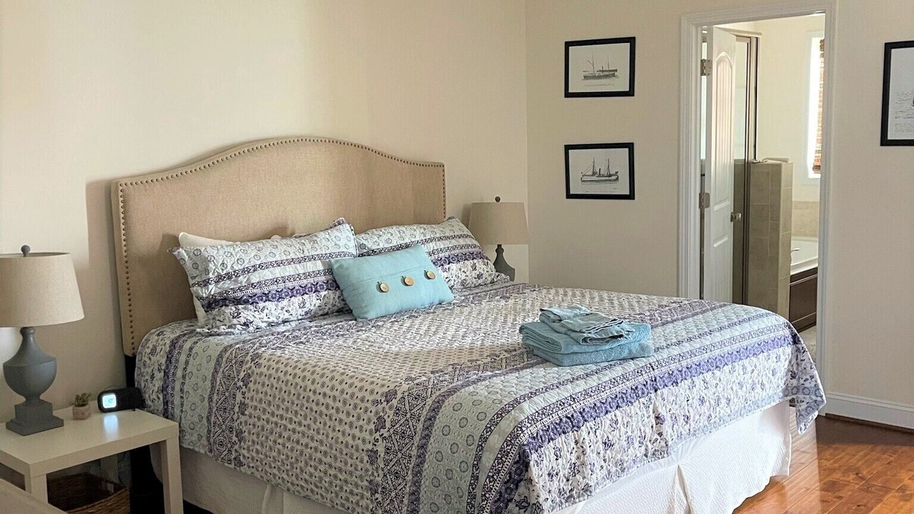 Photo of Bedroom in Wilmington Beach