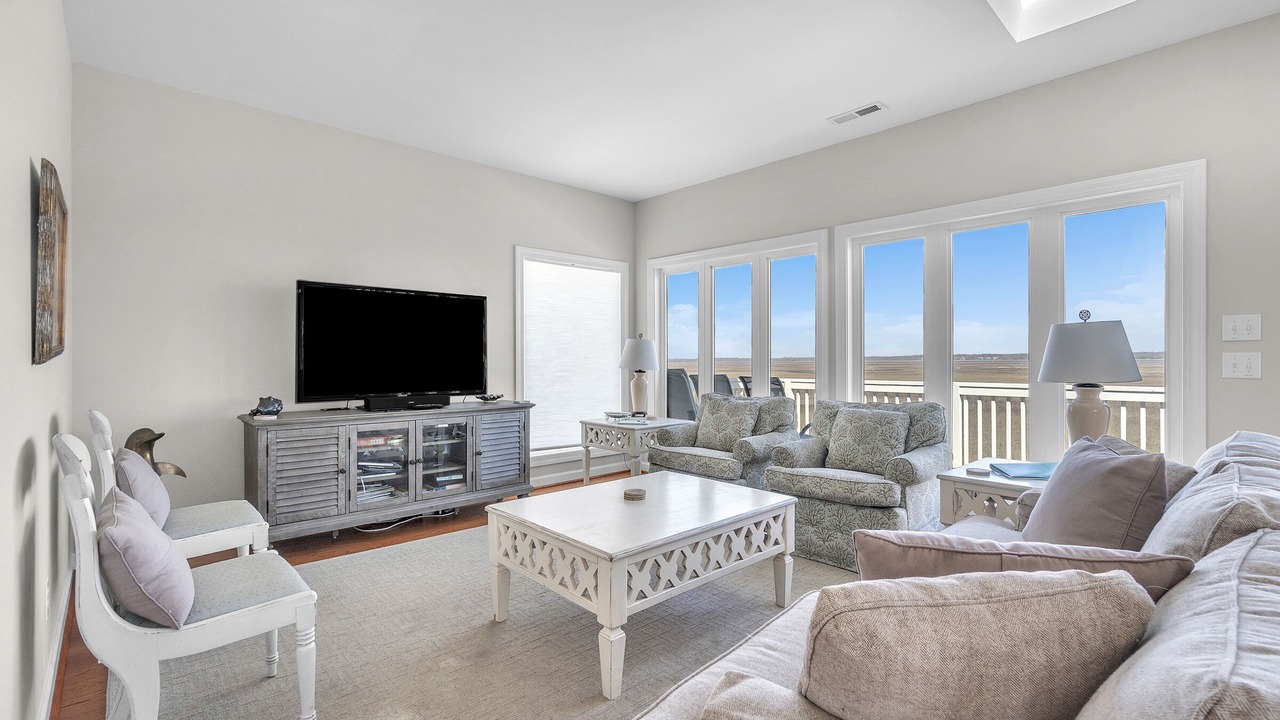Photo of Bedroom in Caswell Beach