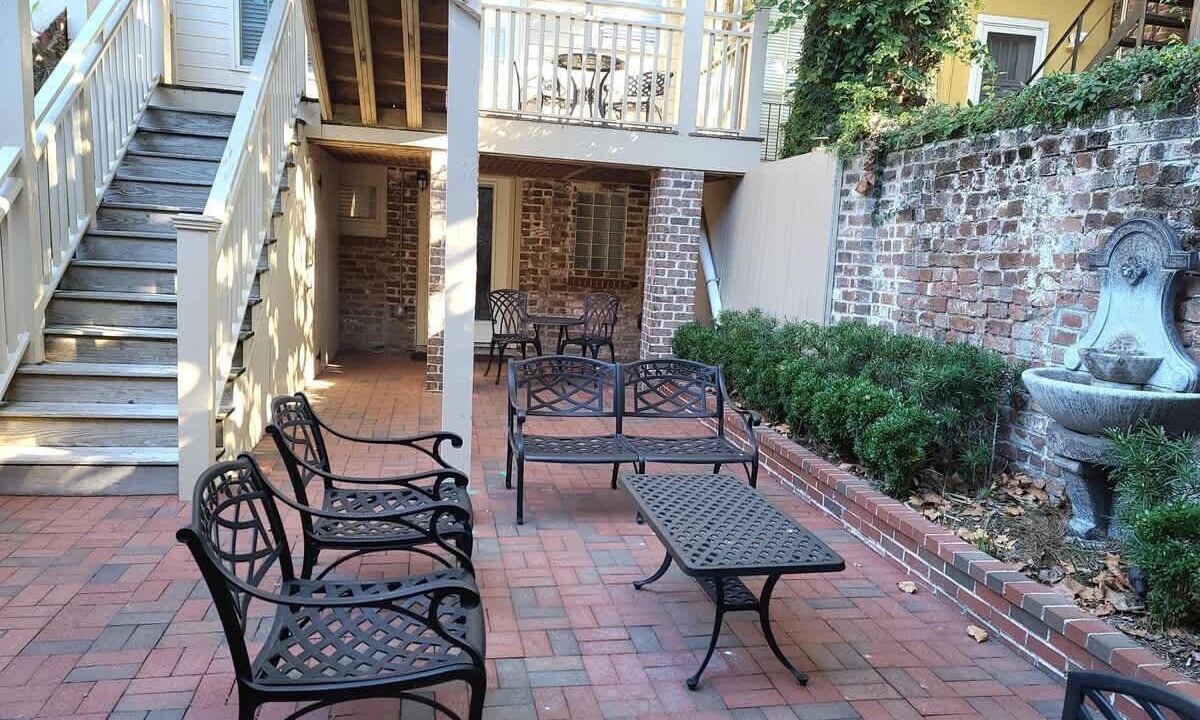 Photo of Patio Balcony in Historic Downtown Savannah