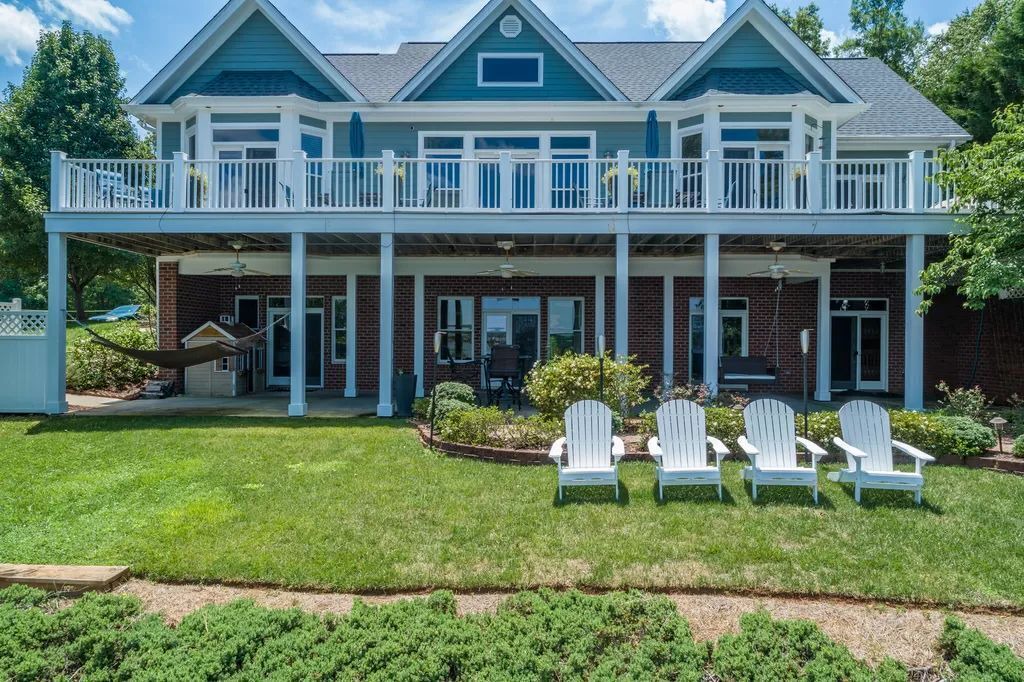 Photo of Patio Balcony in Olde Ferry Estates