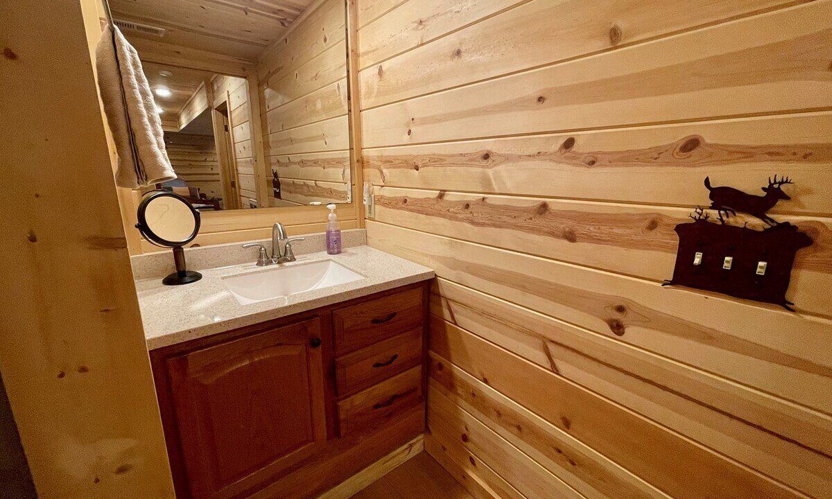 Photo of Bathroom in Buck Mountain