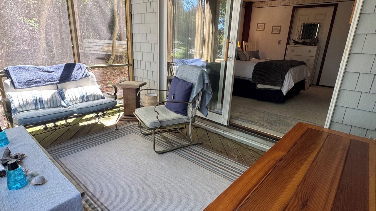 Photo of Bedroom in Indiantown Shores