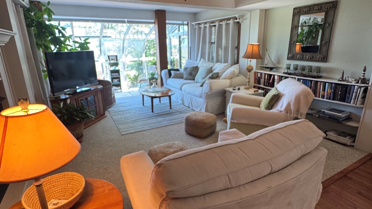 Photo of Livingroom in Indiantown Shores
