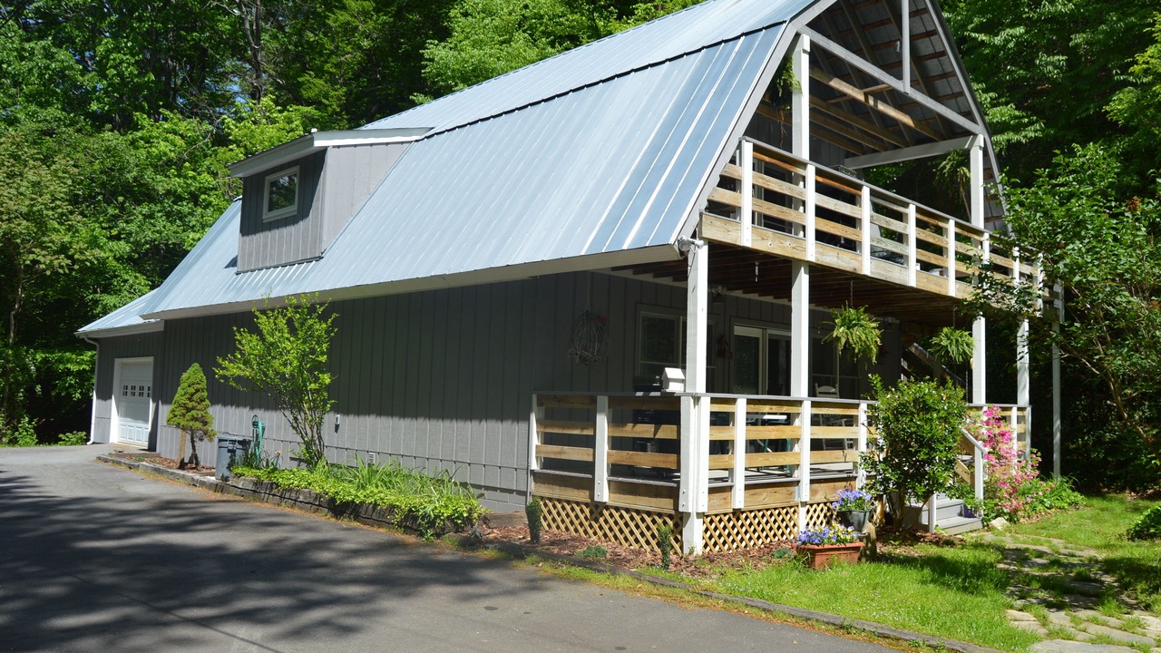 Photo of Others in Weaverville