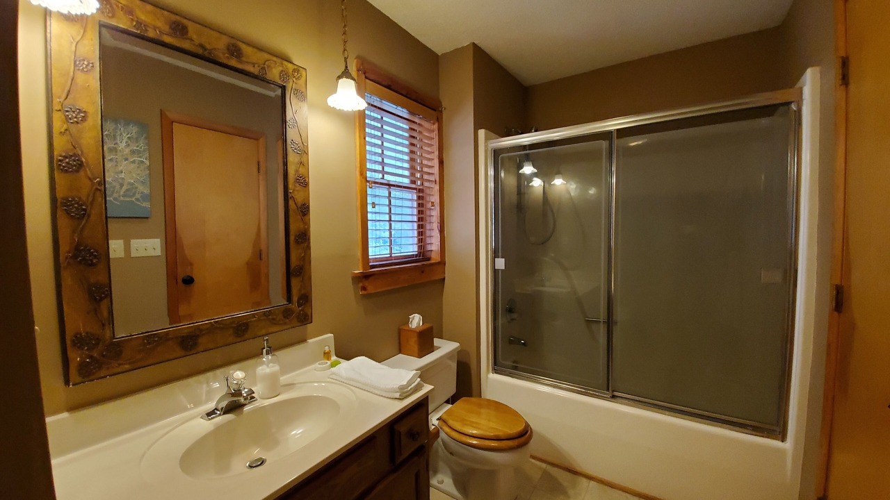 Photo of Bathroom in Whittier