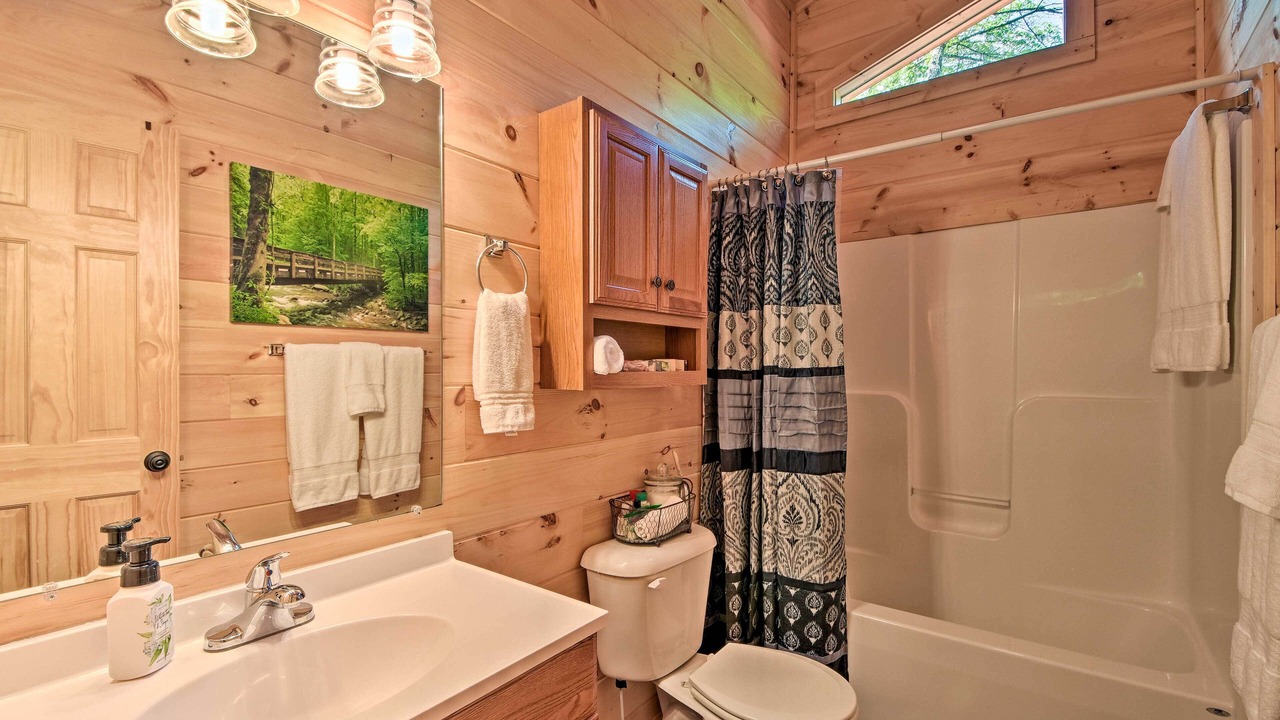 Photo of Bathroom in Murphy