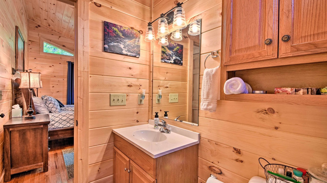 Photo of Bathroom in Murphy