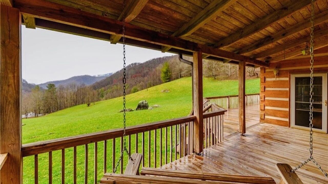 Photo of Outdoor in Bakersville