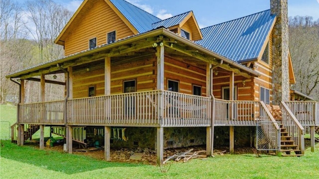 Photo of Outdoor in Bakersville