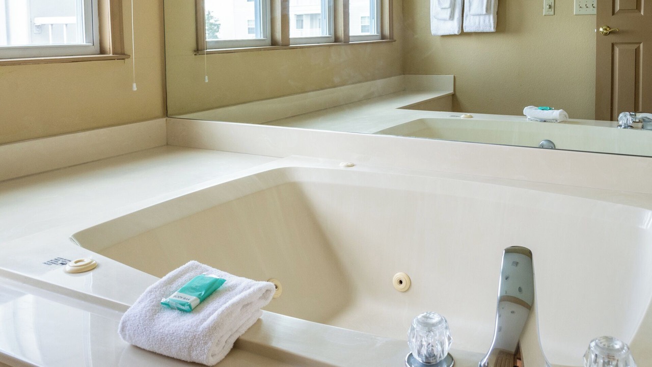 Photo of Bathroom in Pennington Bend