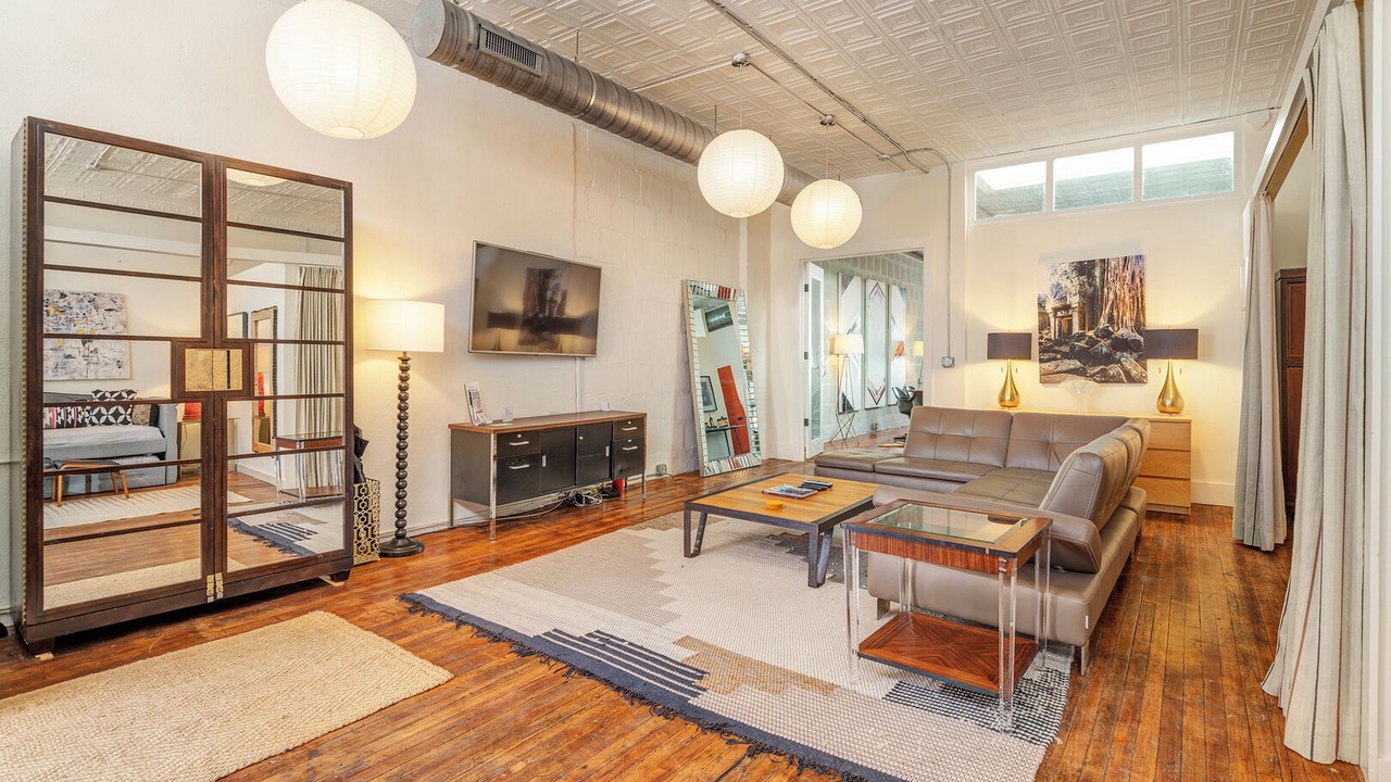 Photo of Livingroom in Downtown Asheville