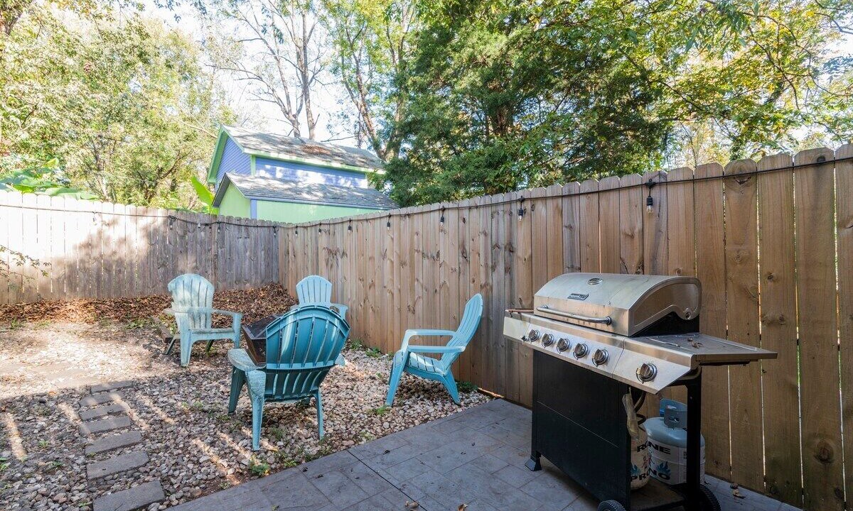 Photo of Outdoor in Wesley Heights