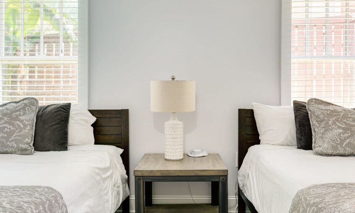 Photo of Bedroom in Wesley Heights