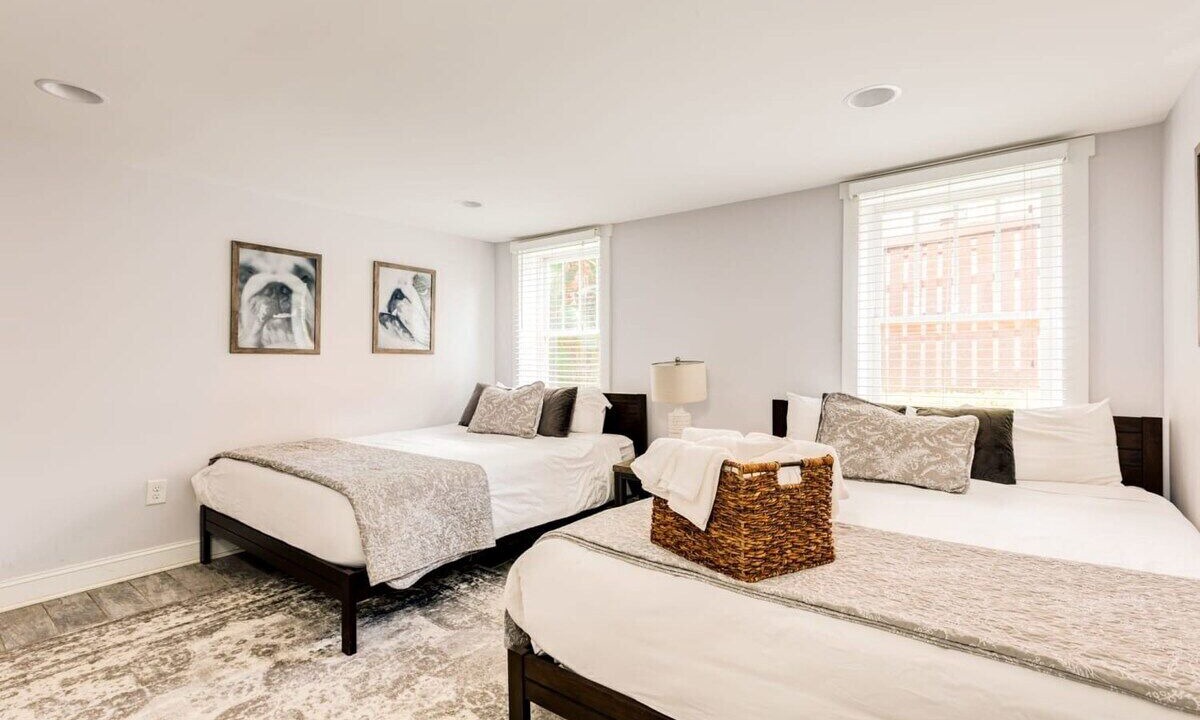 Photo of Bedroom in Wesley Heights
