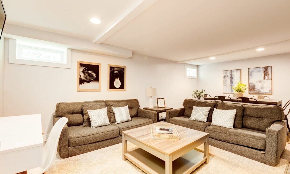 Photo of Livingroom in Wesley Heights