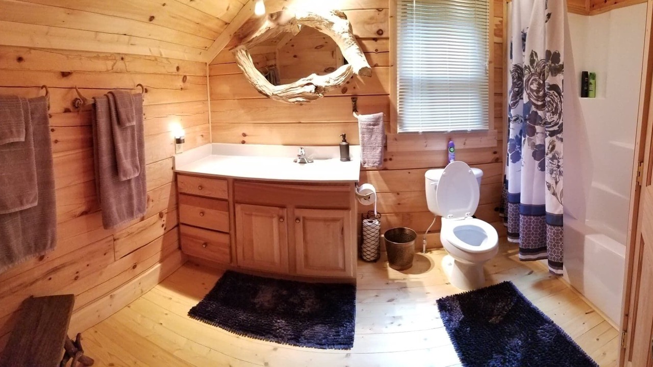 Photo of Bathroom in Cranberry Falls