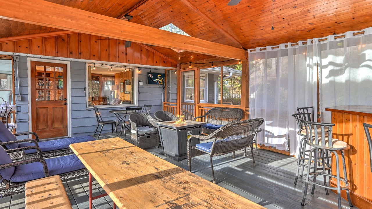 Photo of Outdoor in Royal Pines