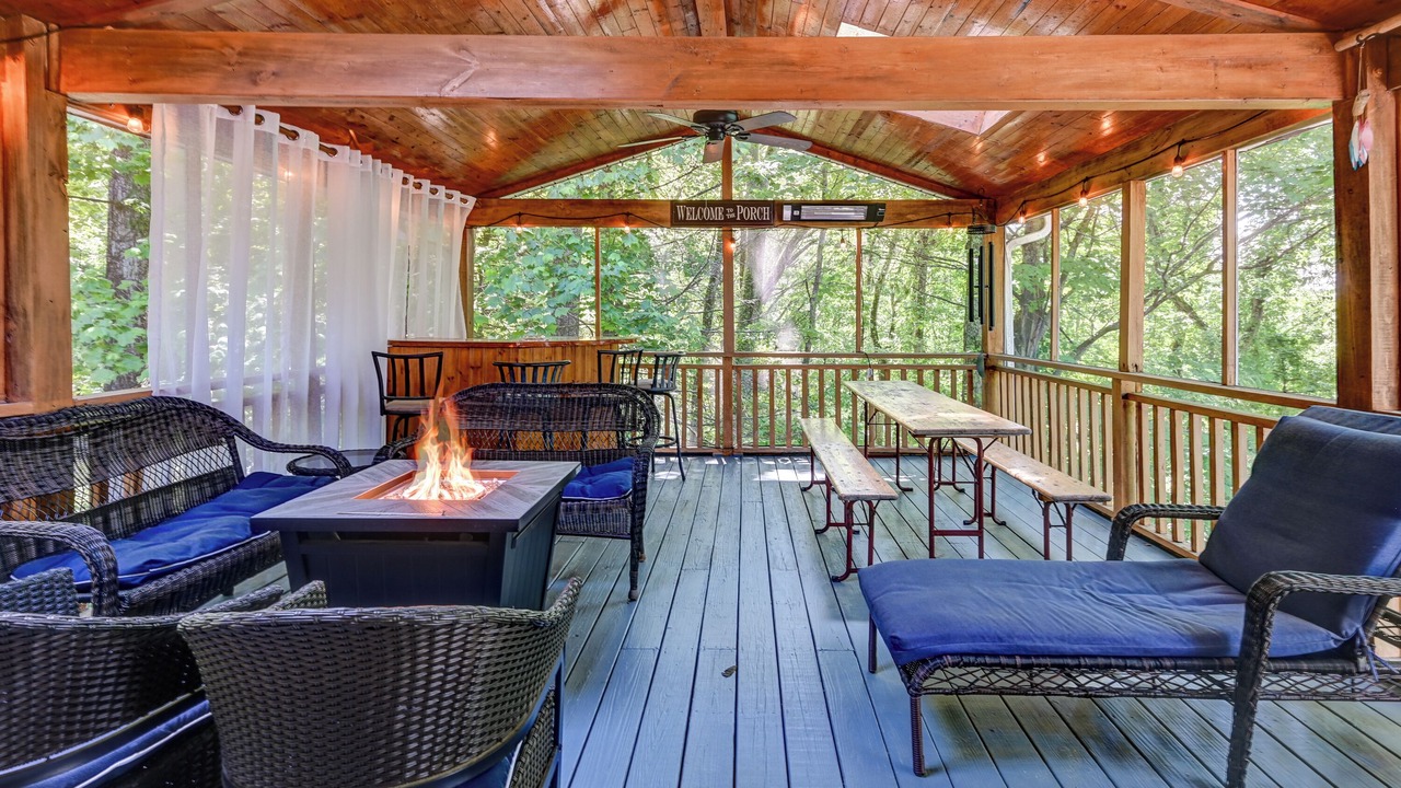 Photo of Outdoor in Royal Pines
