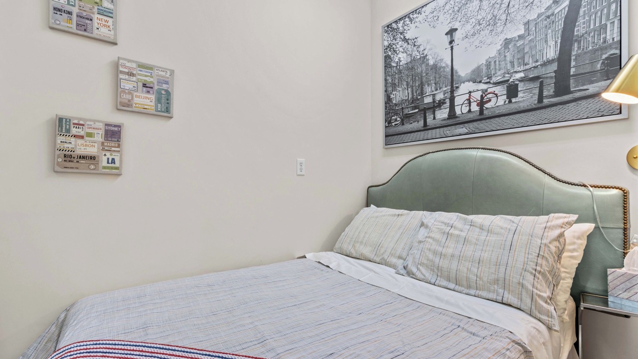 Photo of Bedroom in Barium Springs