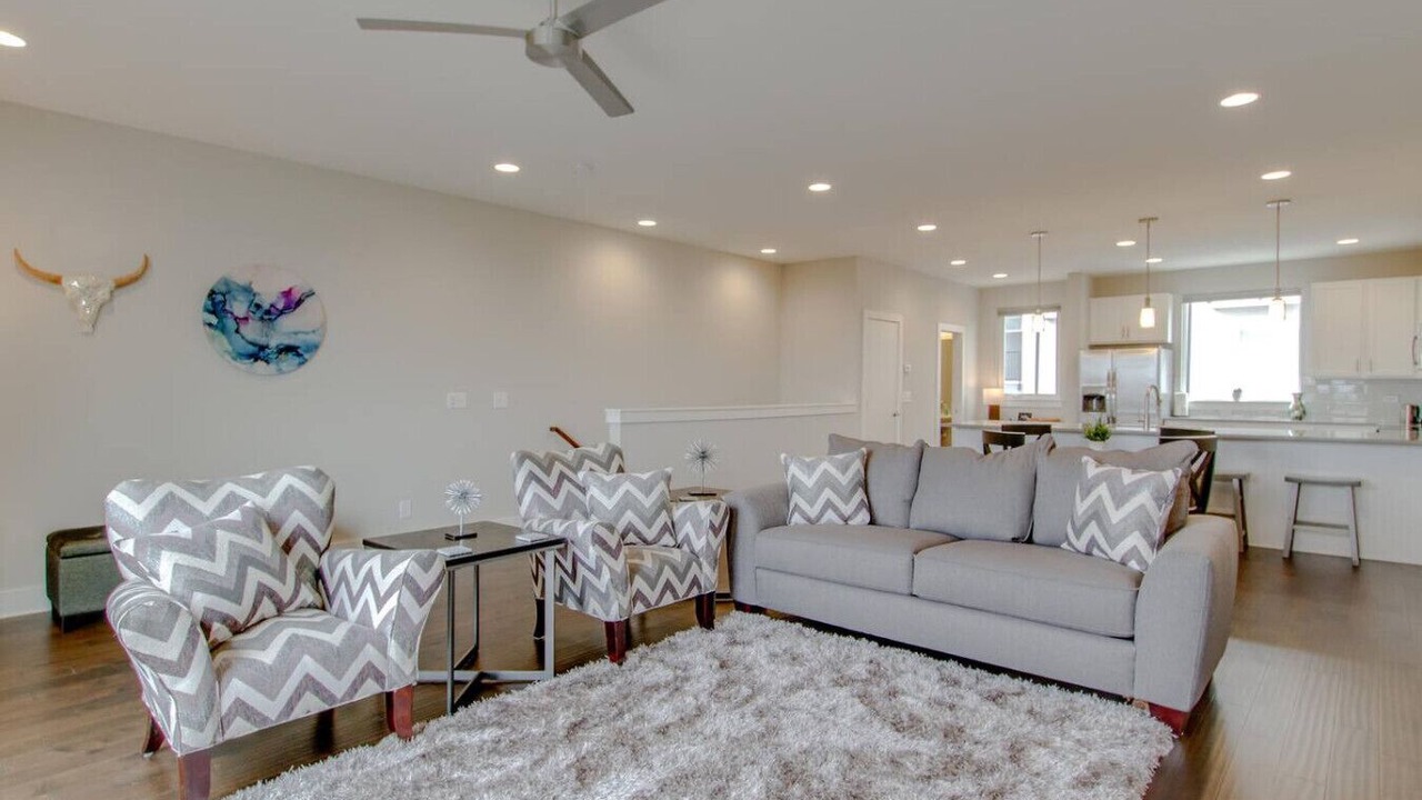 Photo of Livingroom in Katie Hill Neighborhood