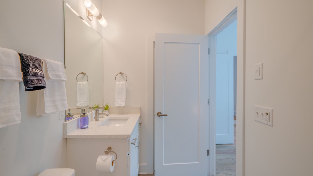 Photo of Bathroom in Cleveland Park
