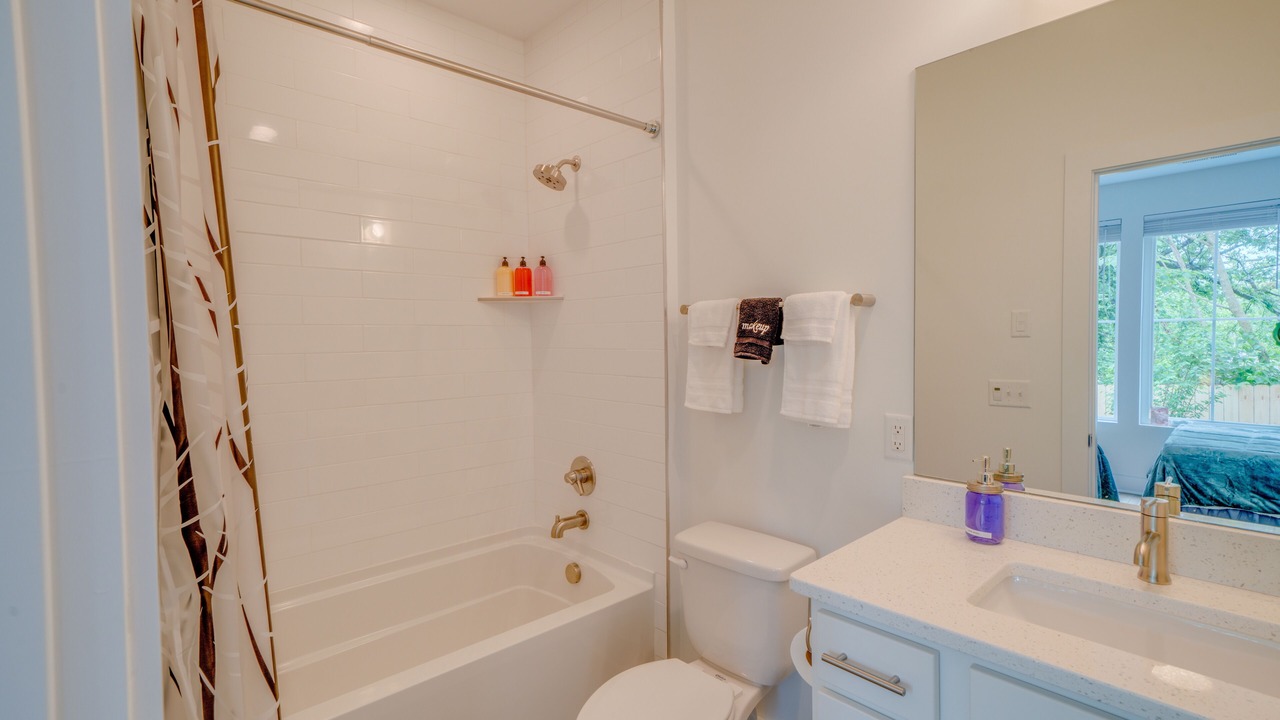 Photo of Bathroom in Cleveland Park