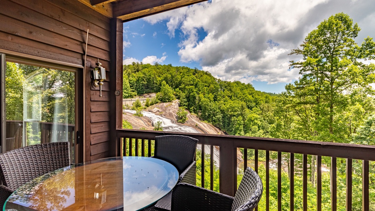 Photo of Others in Lake Toxaway