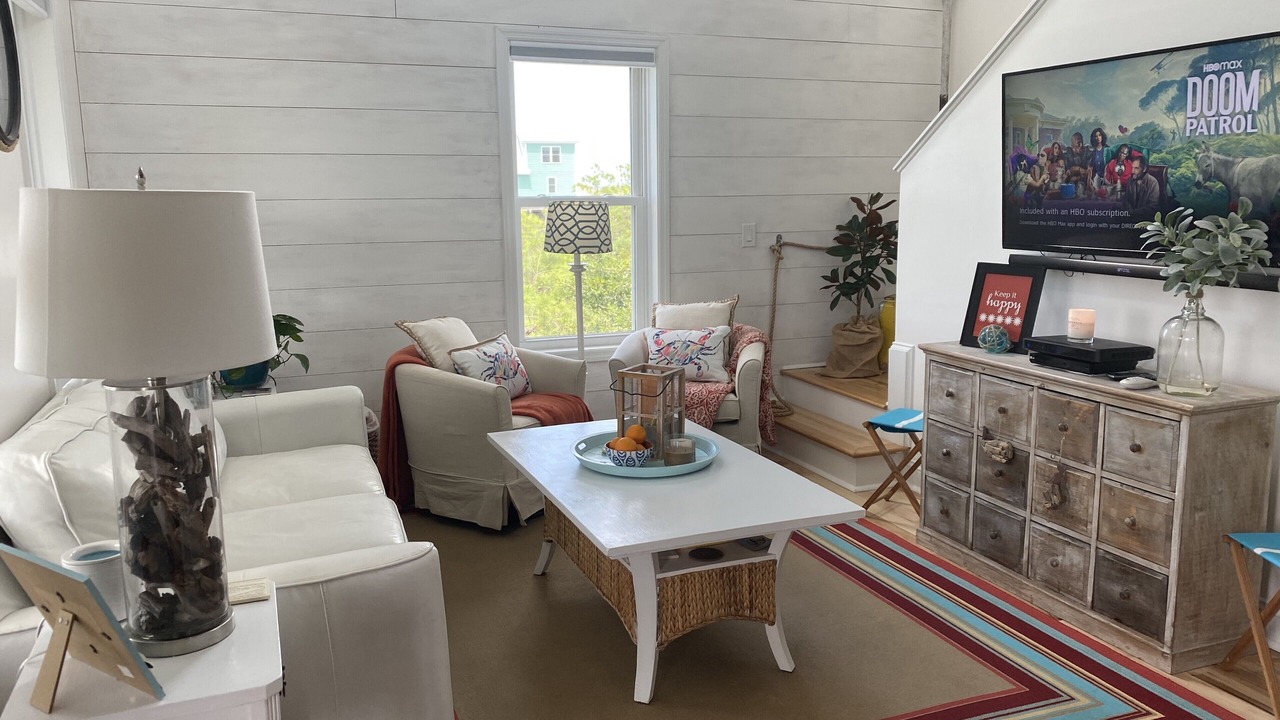 Photo of Livingroom in Cedar Island