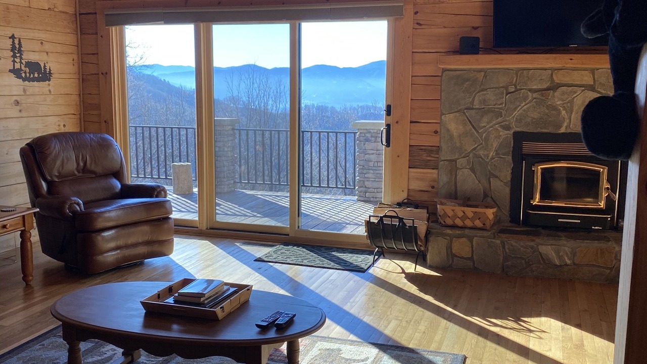 Photo of Livingroom in Waynesville