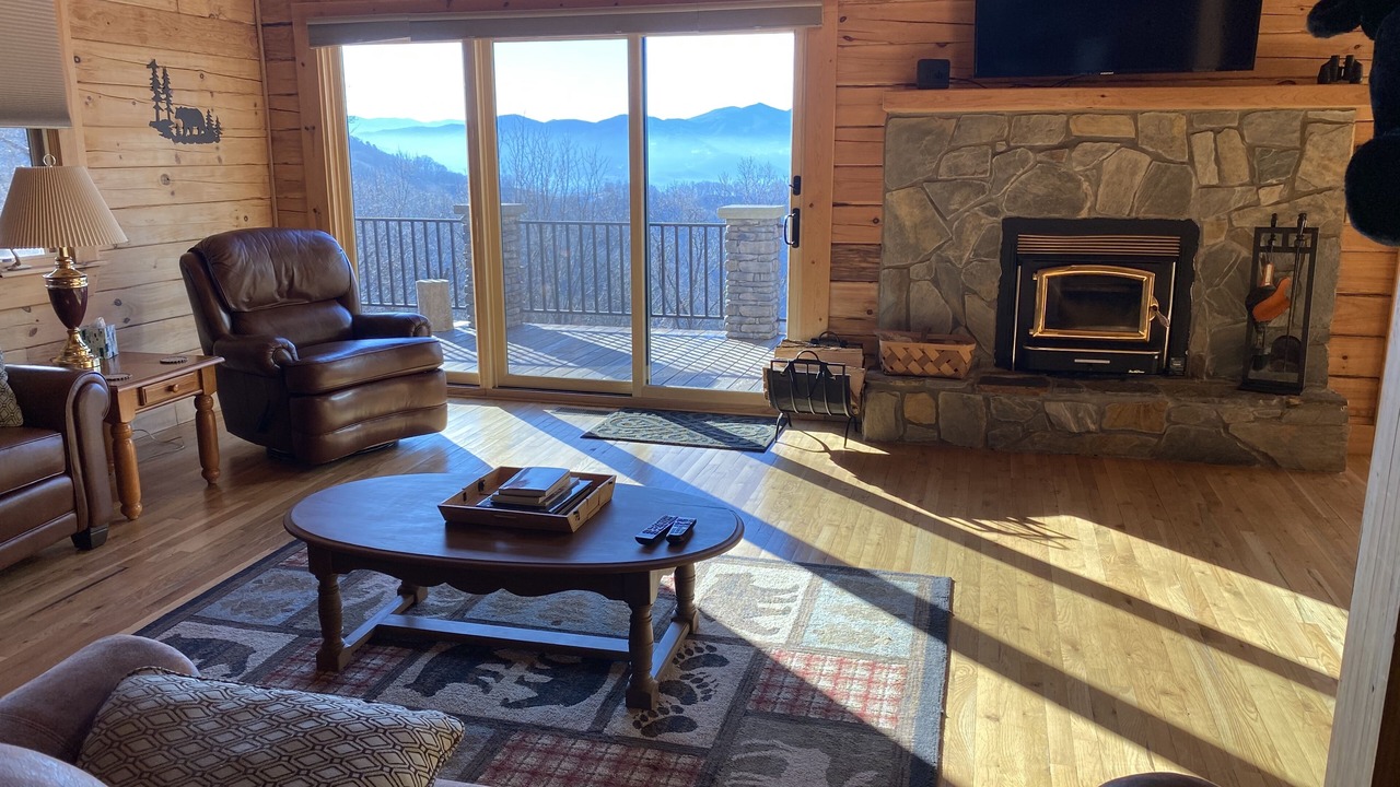 Photo of Livingroom in Waynesville