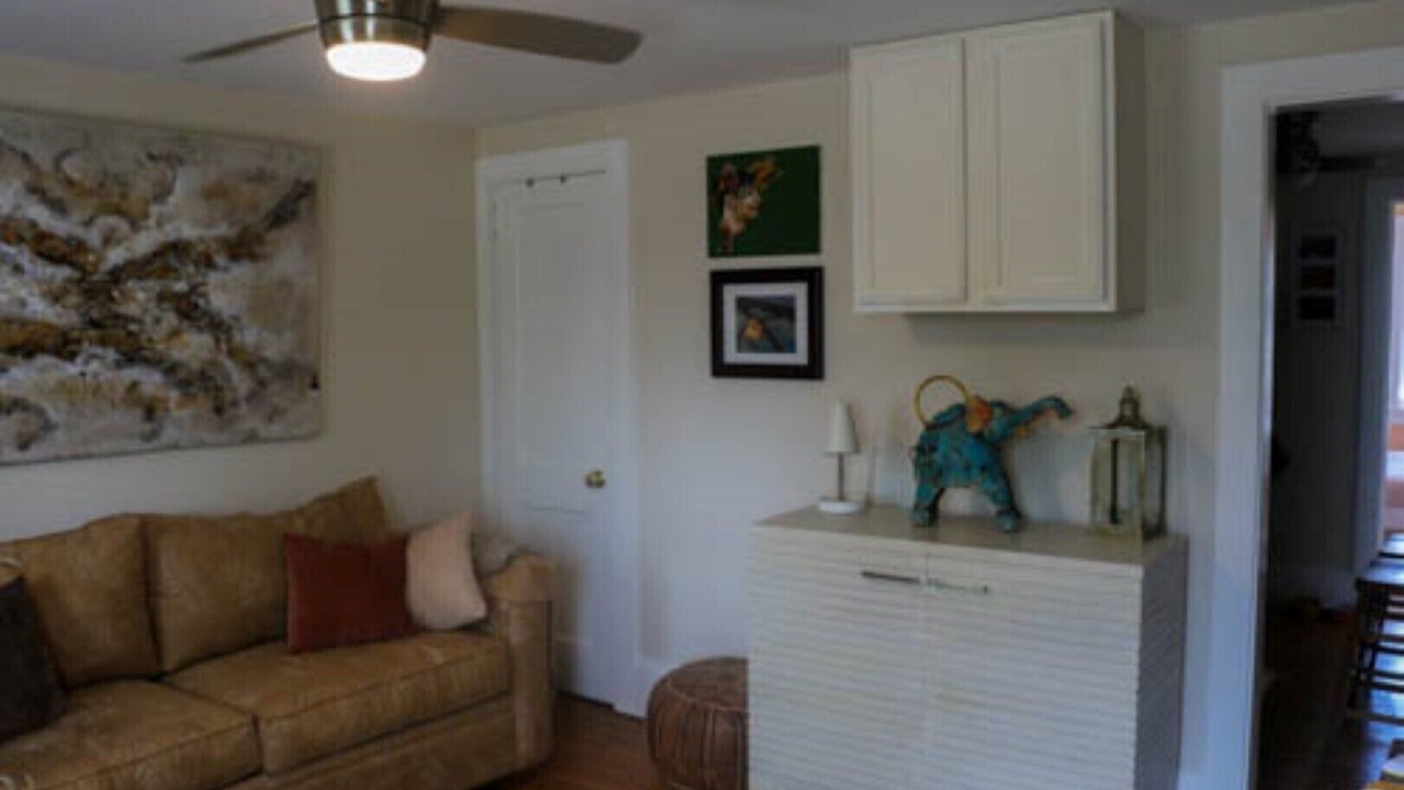 Photo of Livingroom in Claxton Community