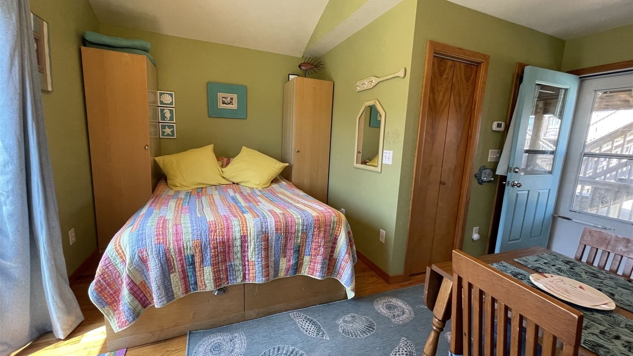 Photo of Bedroom in Hatteras
