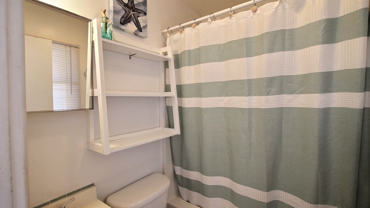 Photo of Bathroom in Hatteras