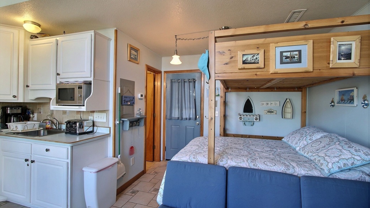 Photo of Bedroom in Hatteras