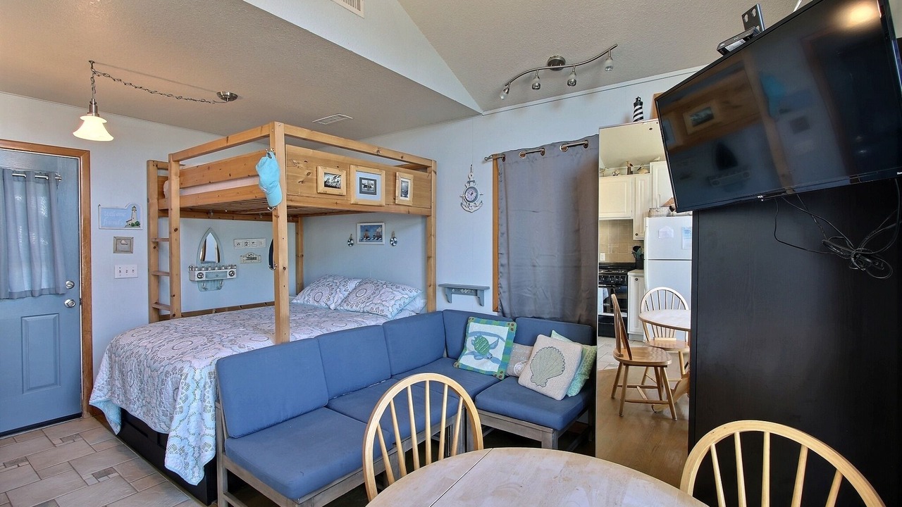 Photo of Bedroom in Hatteras