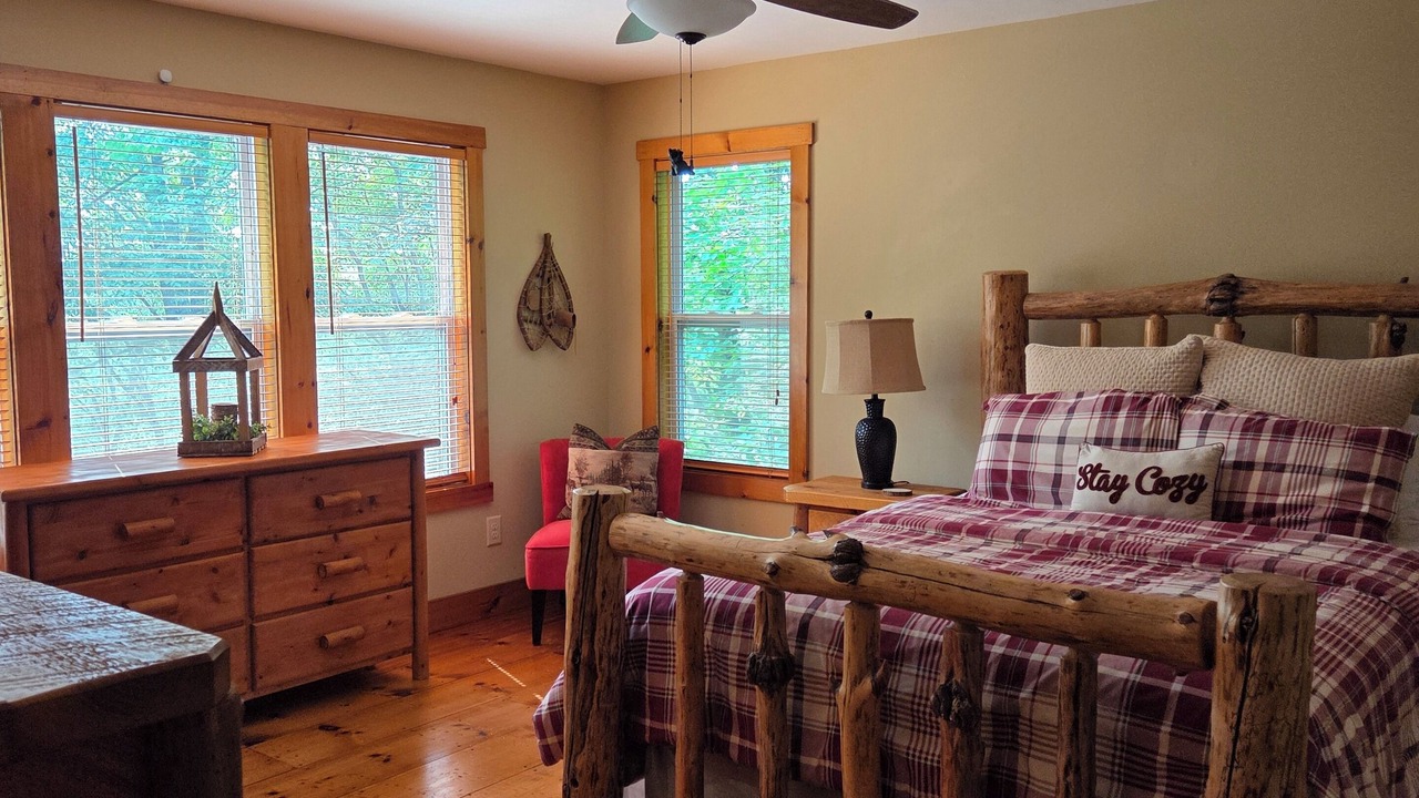 Photo of Bedroom in Sapphire