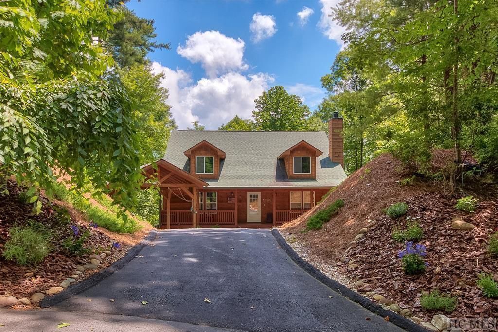 Photo of Outdoor in Sapphire