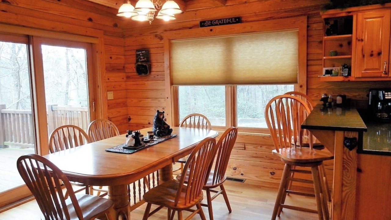 Photo of Bedroom in Lake Lure