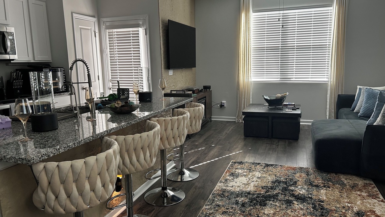 Photo of Livingroom in Peach Orchard