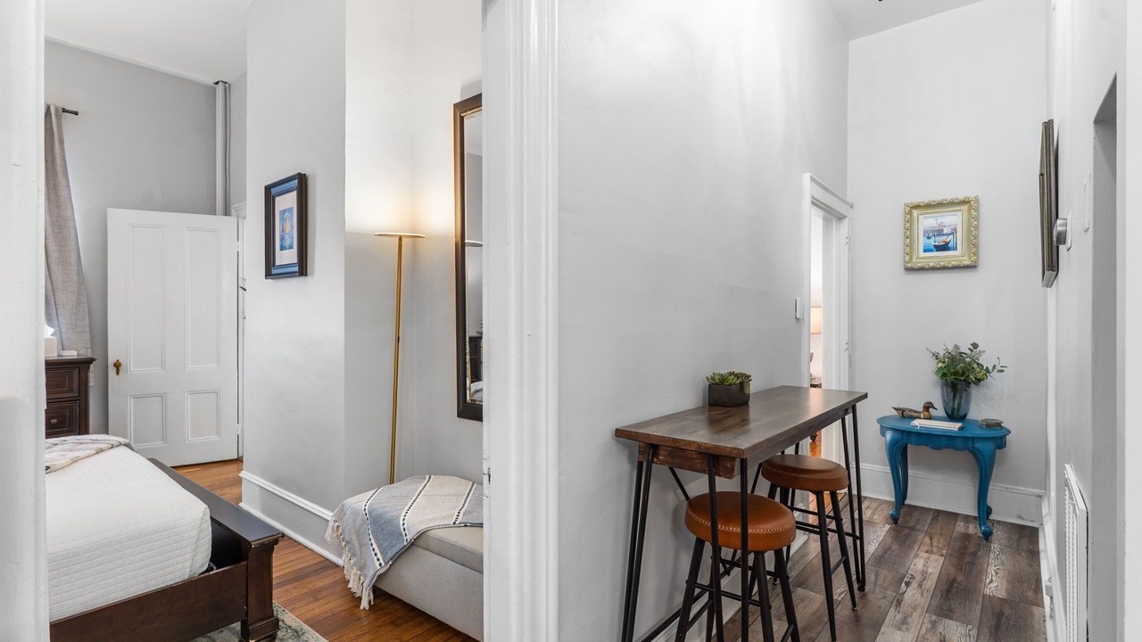 Photo of Bedroom in Wilmington Historic District