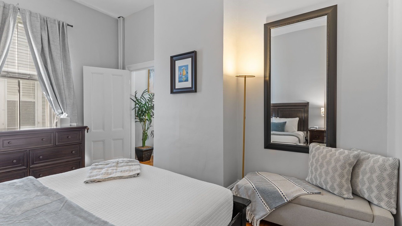 Photo of Bedroom in Wilmington Historic District