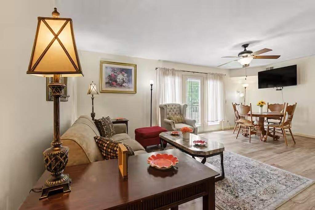 Photo of Livingroom in Greensboro