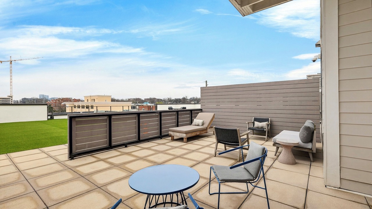 Photo of Patio Balcony in Hillsboro Village