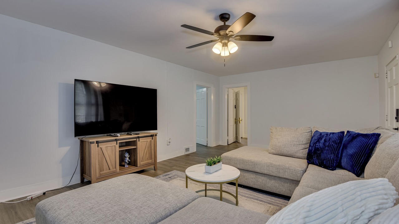 Photo of Livingroom in Harrisburg