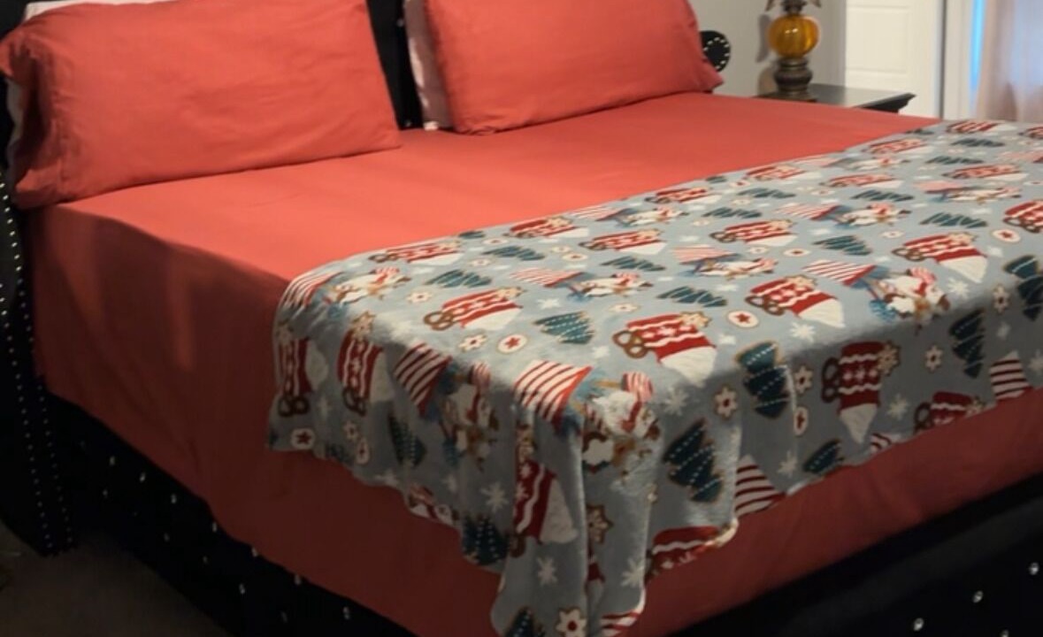Photo of Bedroom in Warrenville