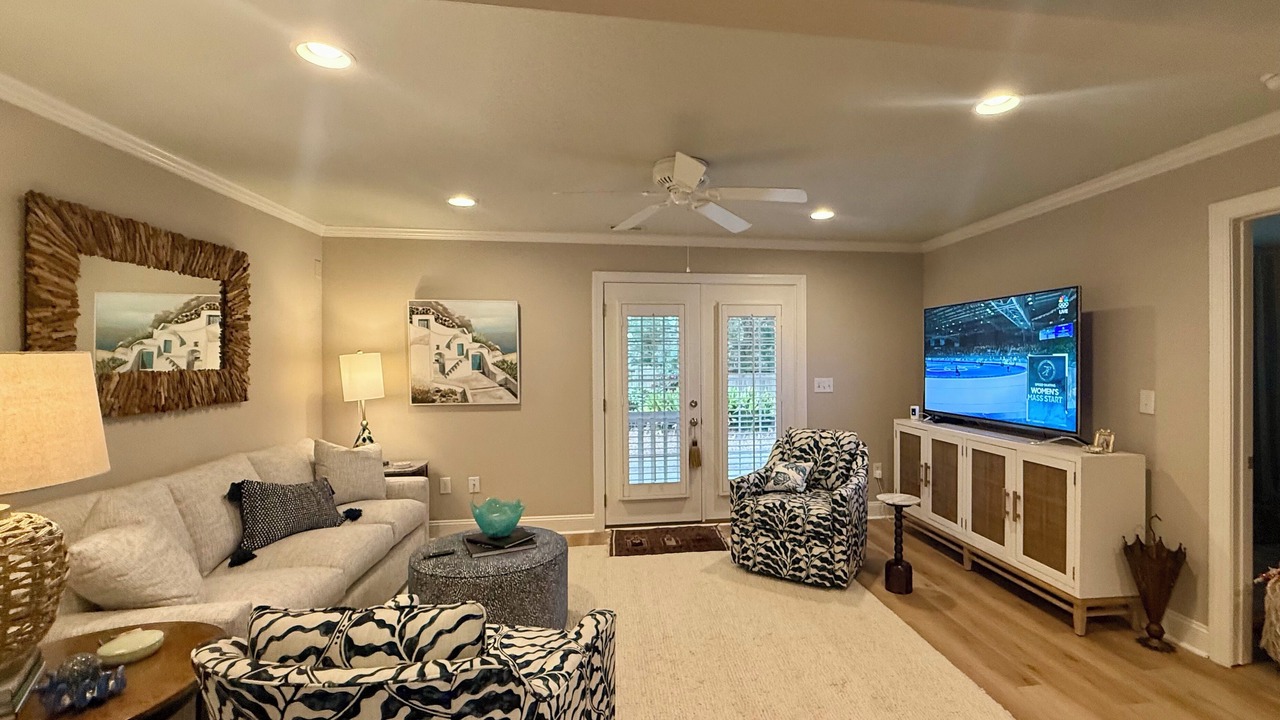 Photo of Livingroom in Morehead City
