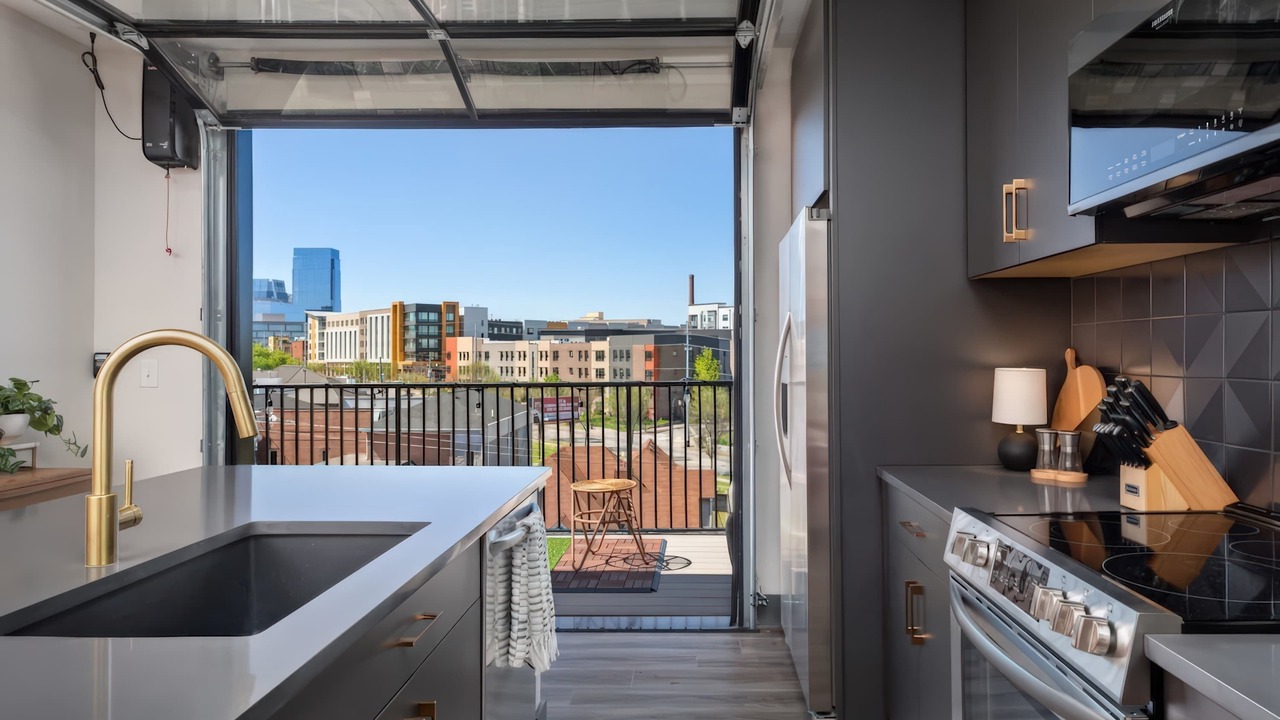 Photo of Patio Balcony in Rolling Mill Hill