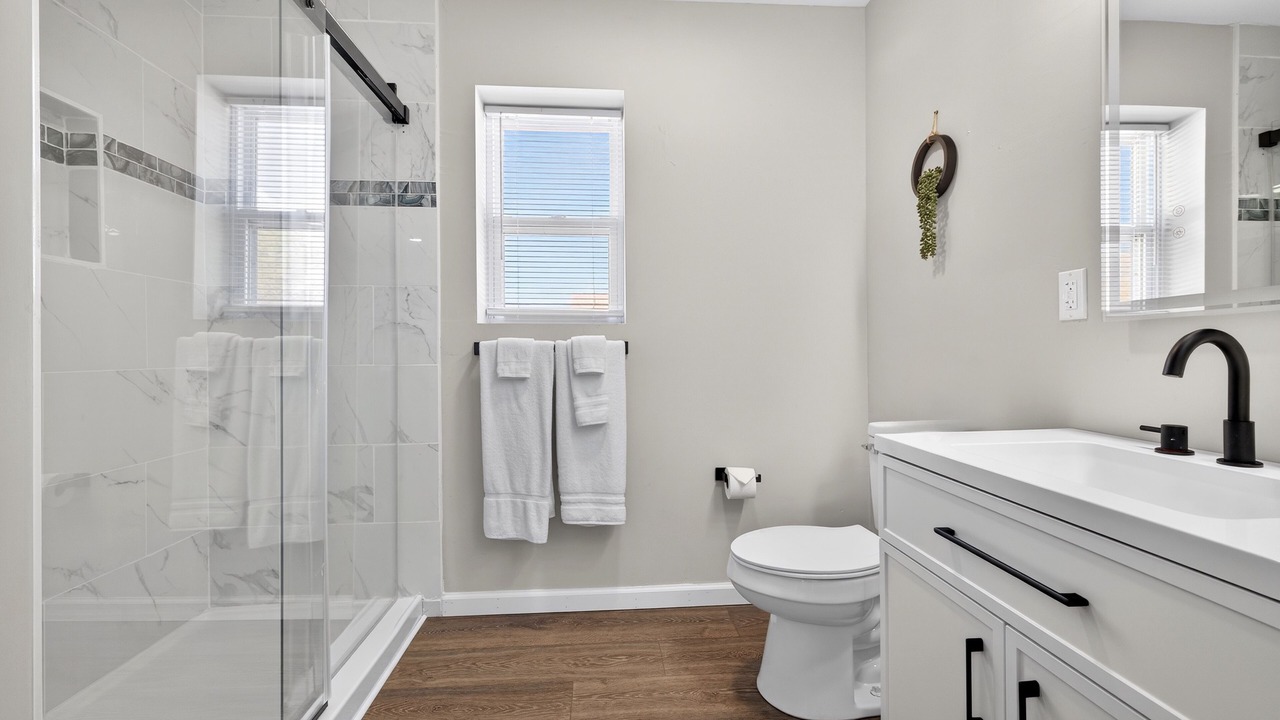 Photo of Bathroom in East Ocean View