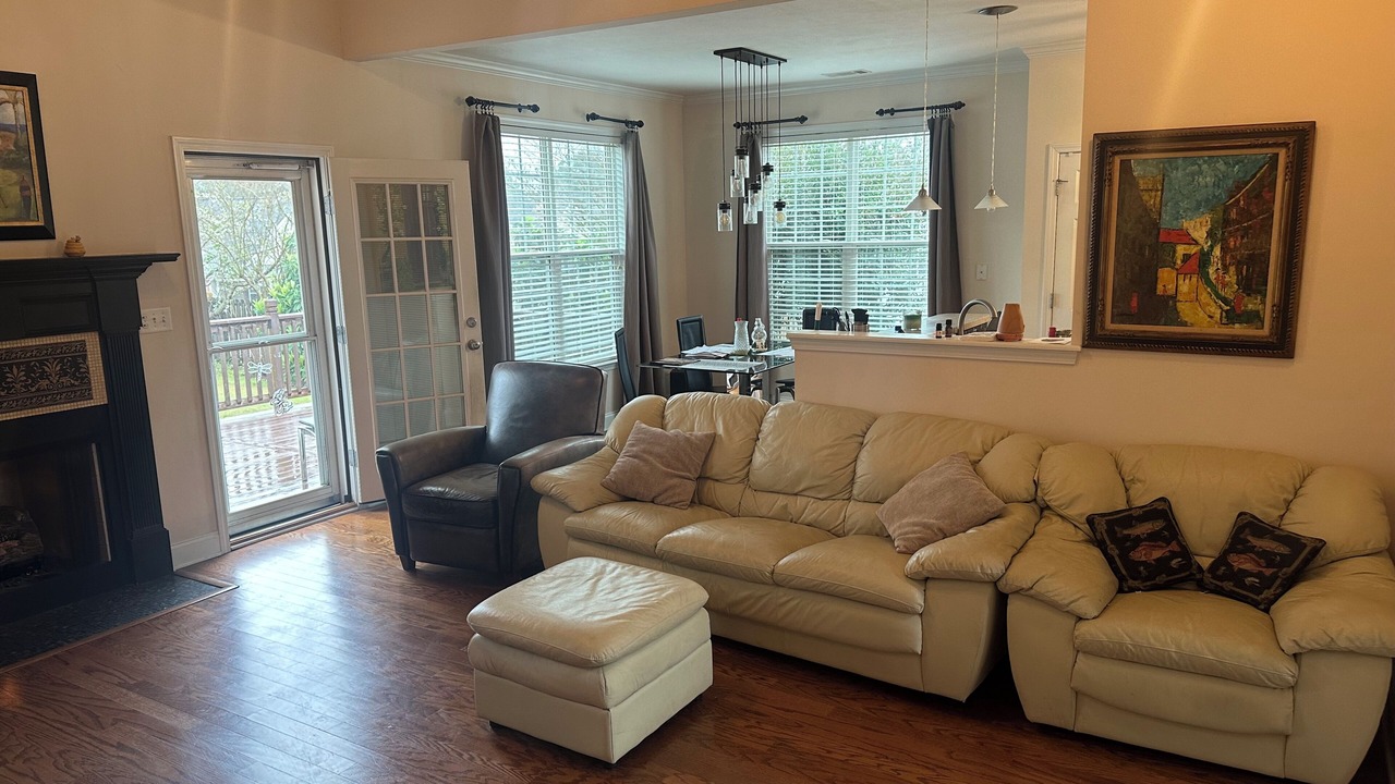 Photo of Livingroom in Evans